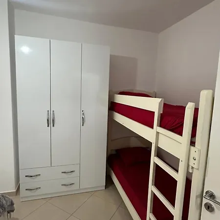 Holiday's Apartament Lezhë